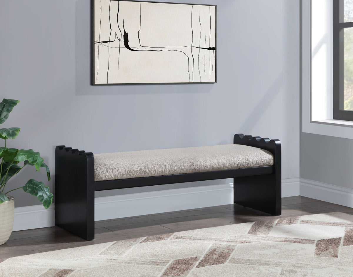Sonia - Bench with Black Base