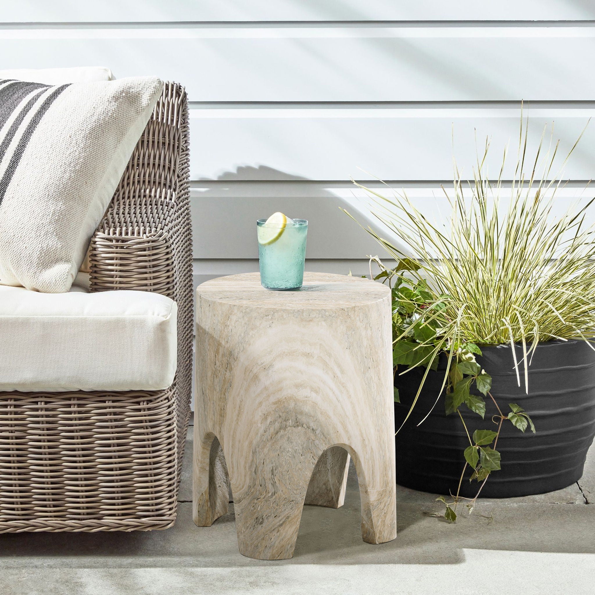 Foligno - Concrete End Table