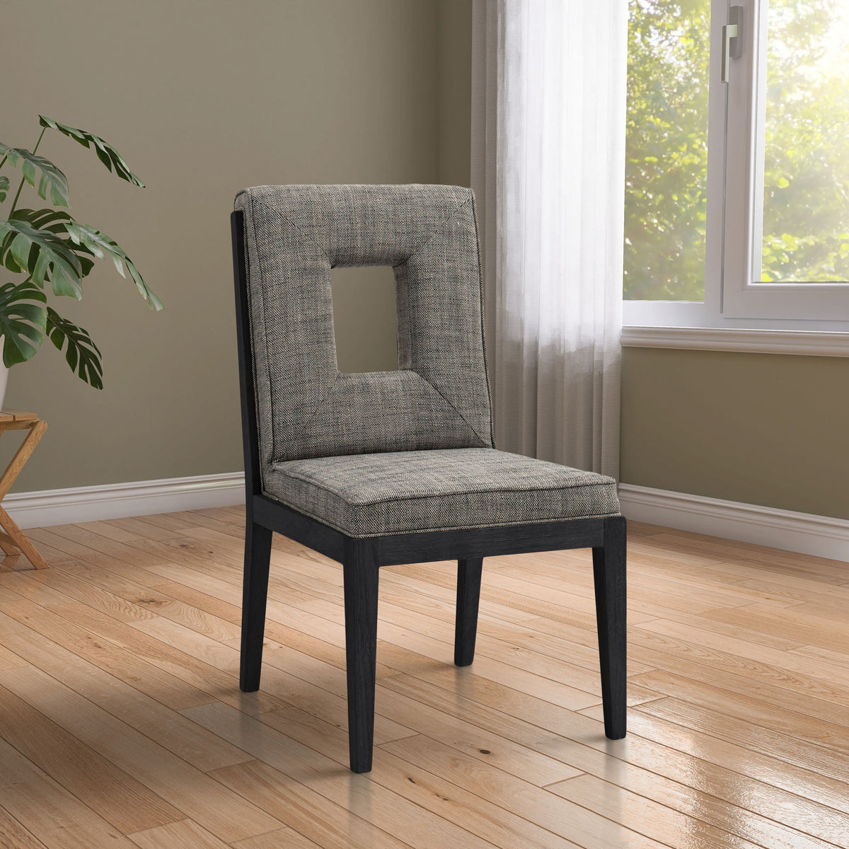 Gwendolyn - Dining Side Chair (Set of 2) with Black Frame