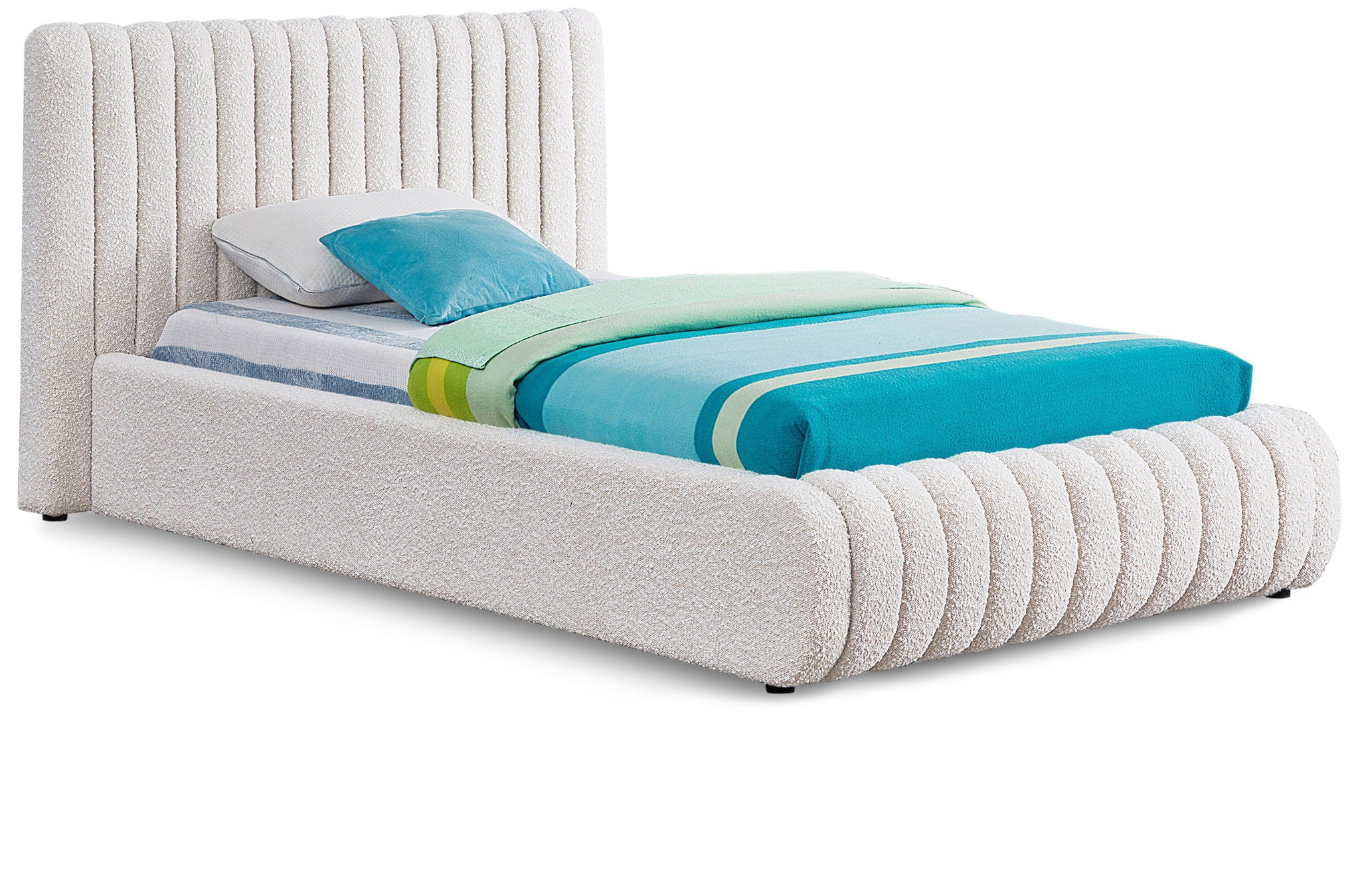 Nash - Bed