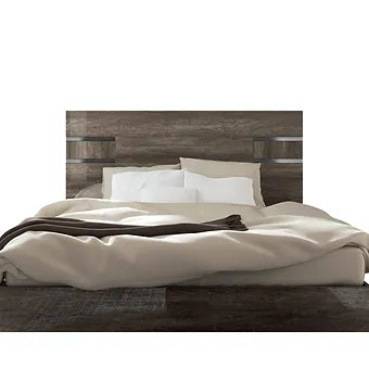 Medea Vintage Oak Italian Bedroom Collection