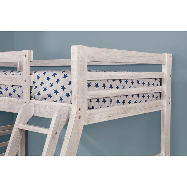California / Bunk Bed