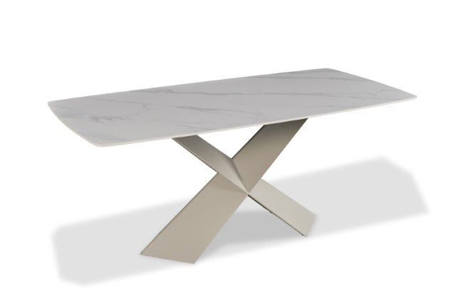 Lenvik Dining Collection