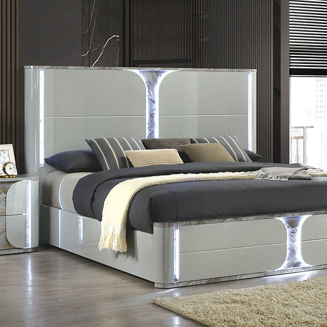 Cleburne Bedroom Collection — Cleburne 5 Pc Queen Bedroom Set