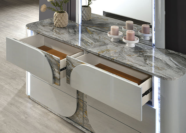 Cleburne Bedroom Collection