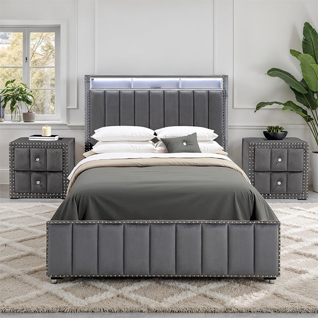 Farese Bedroom Collection — Farese Queen Bed w/ 2 Nightstands