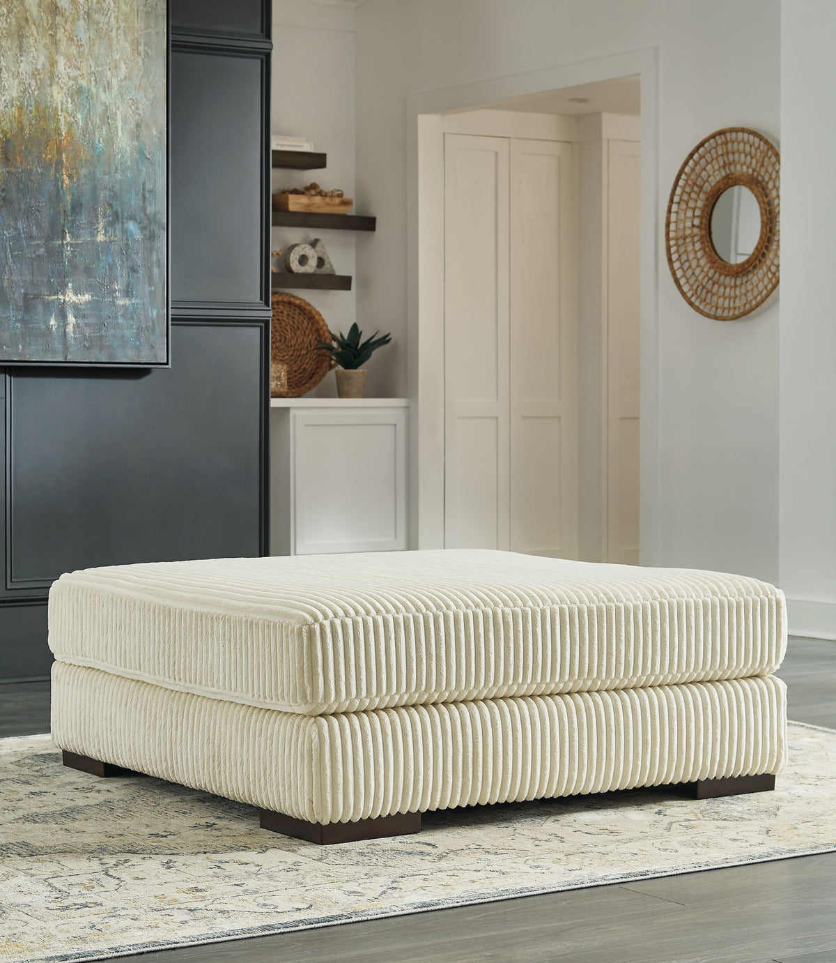Lindyn Collection — view 55