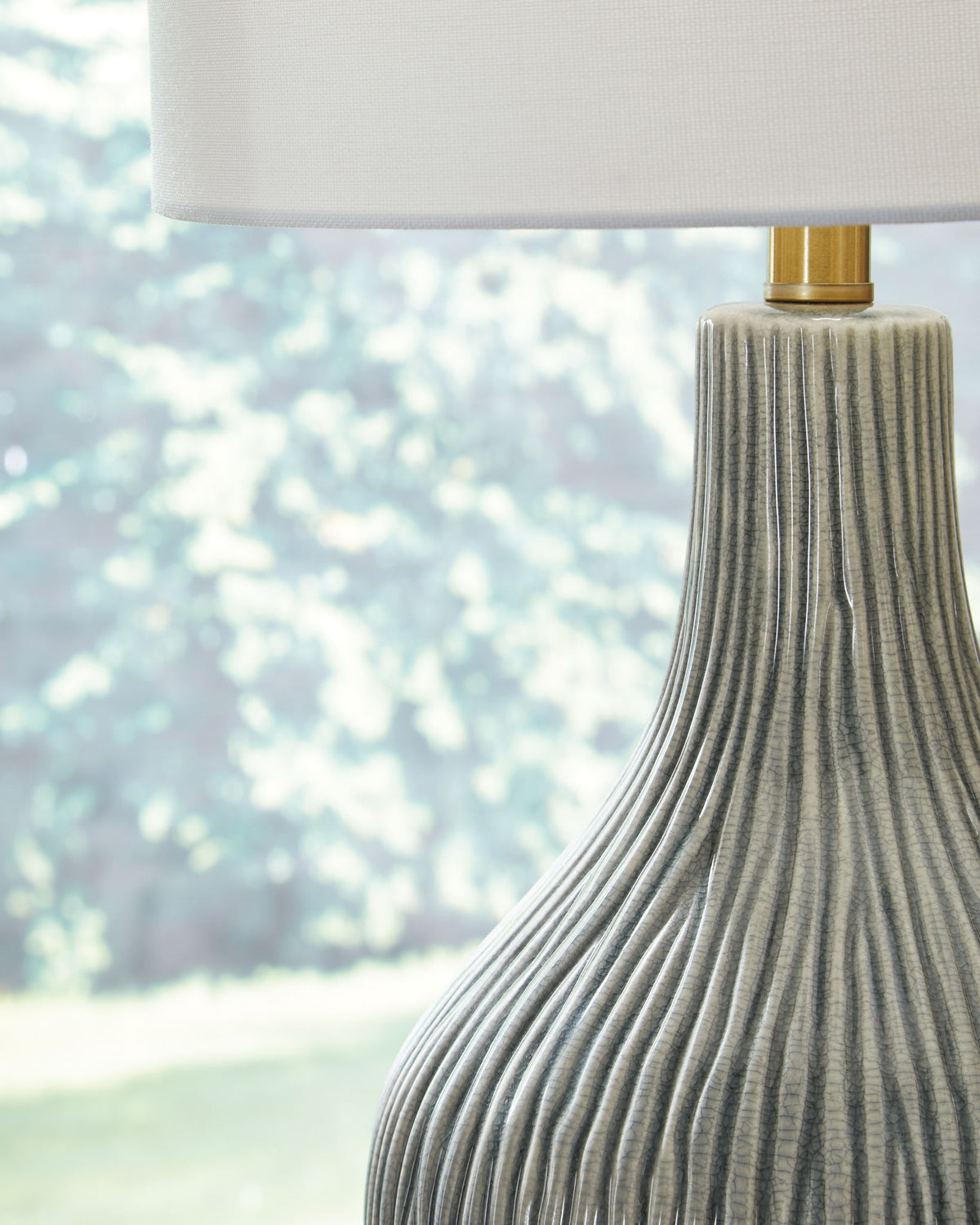 Judlen - Ceramic Table Lamp - Gray / Gold Finish — view 3