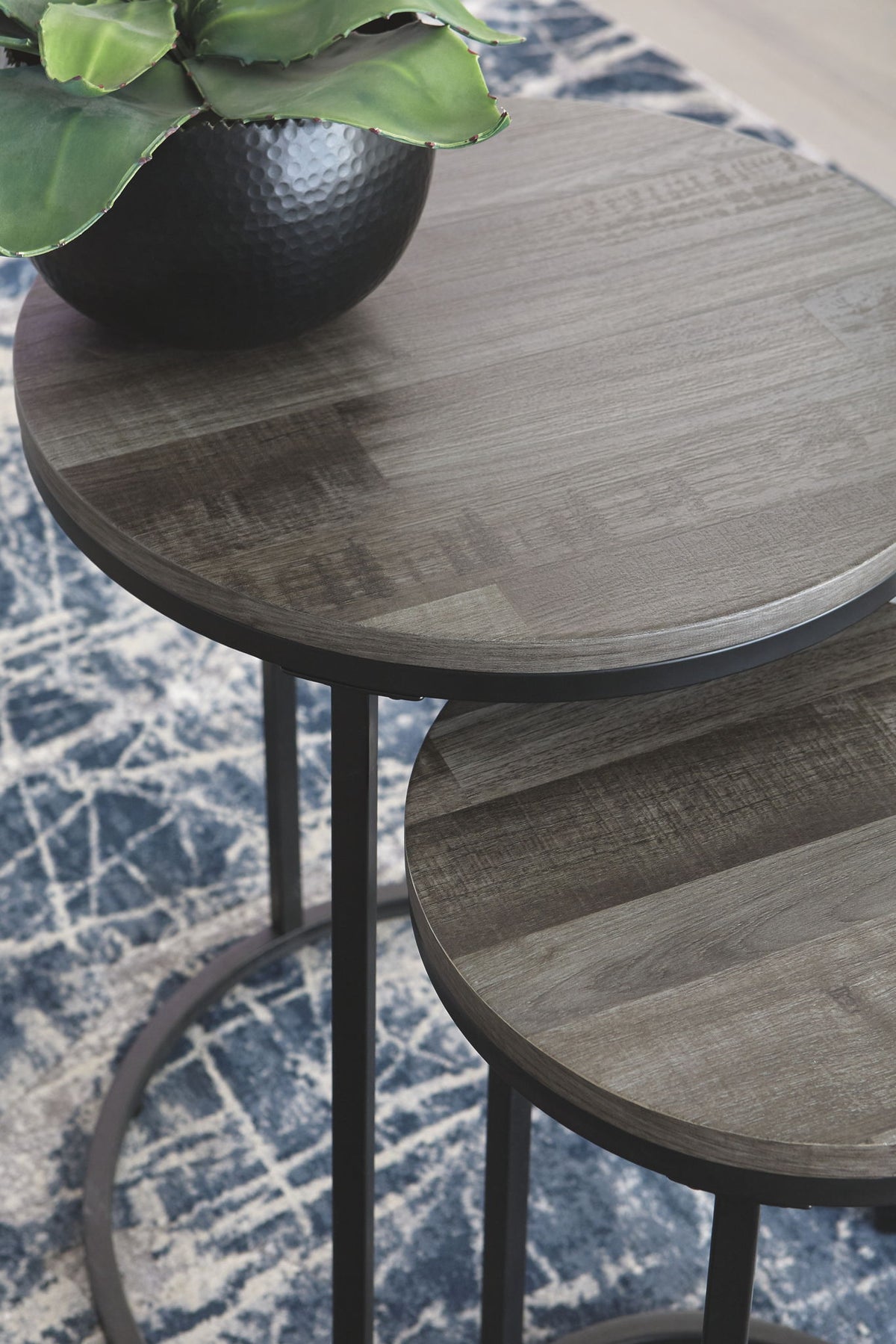 Briarsboro - Accent Table Set (Set of 2) - Black / Gray — view 5