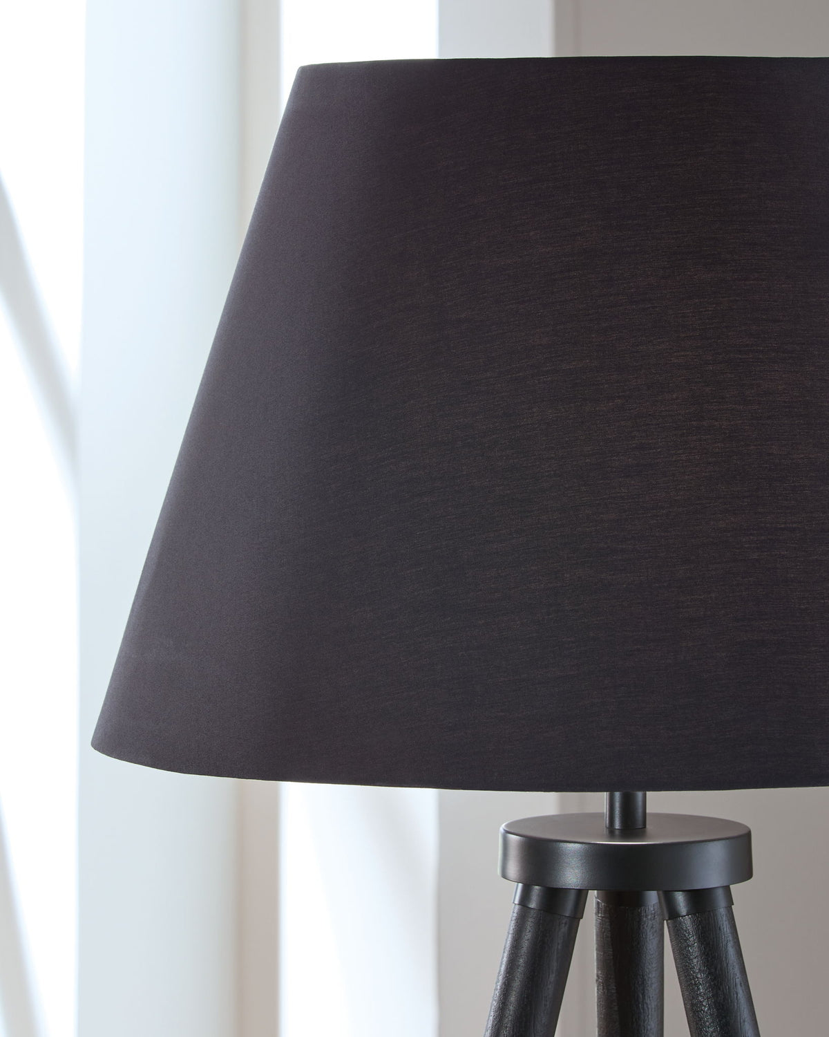 Orhan - Wood Floor Lamp - Black — view 3