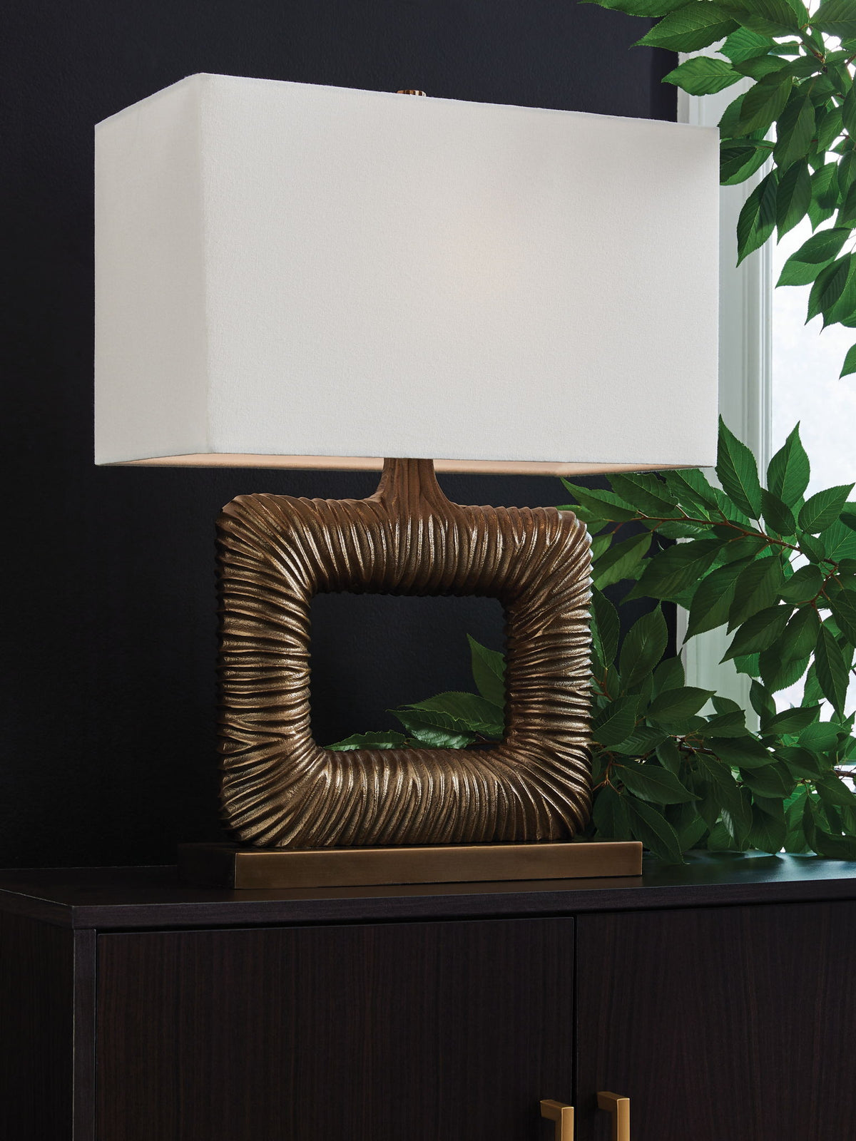 Garronby - Metal Table Lamp - Antique Brass Finish — view 2