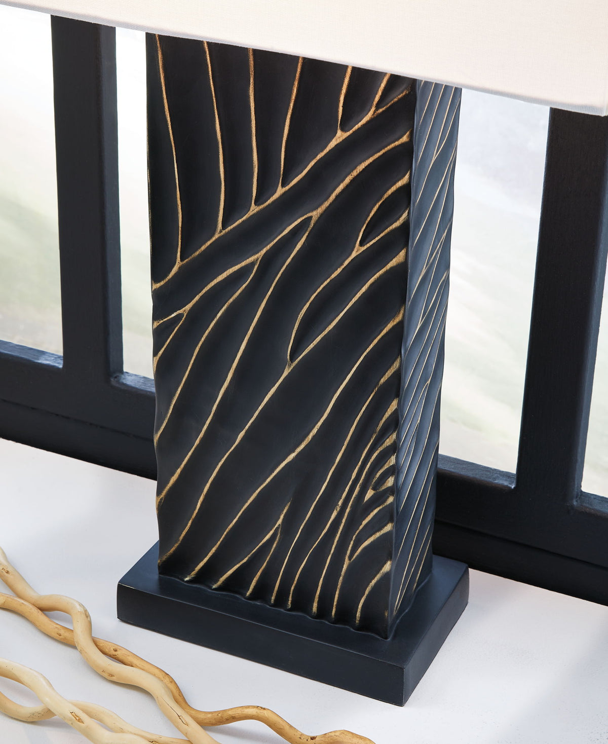 Bartlen - Poly Table Lamp - Black / Gold Finish — view 4