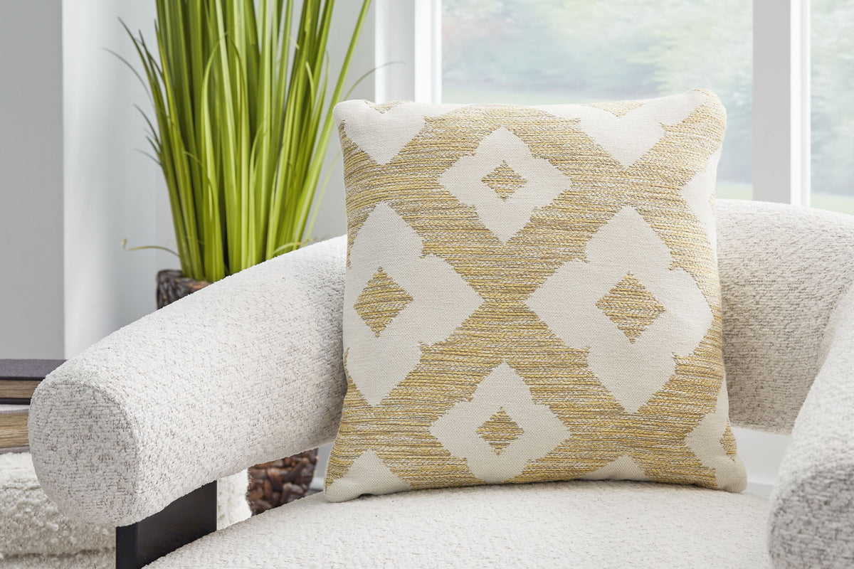 Brockner Next-Gen Nuvella - Pillow (Set of 4) - Brown / Yellow — view 2