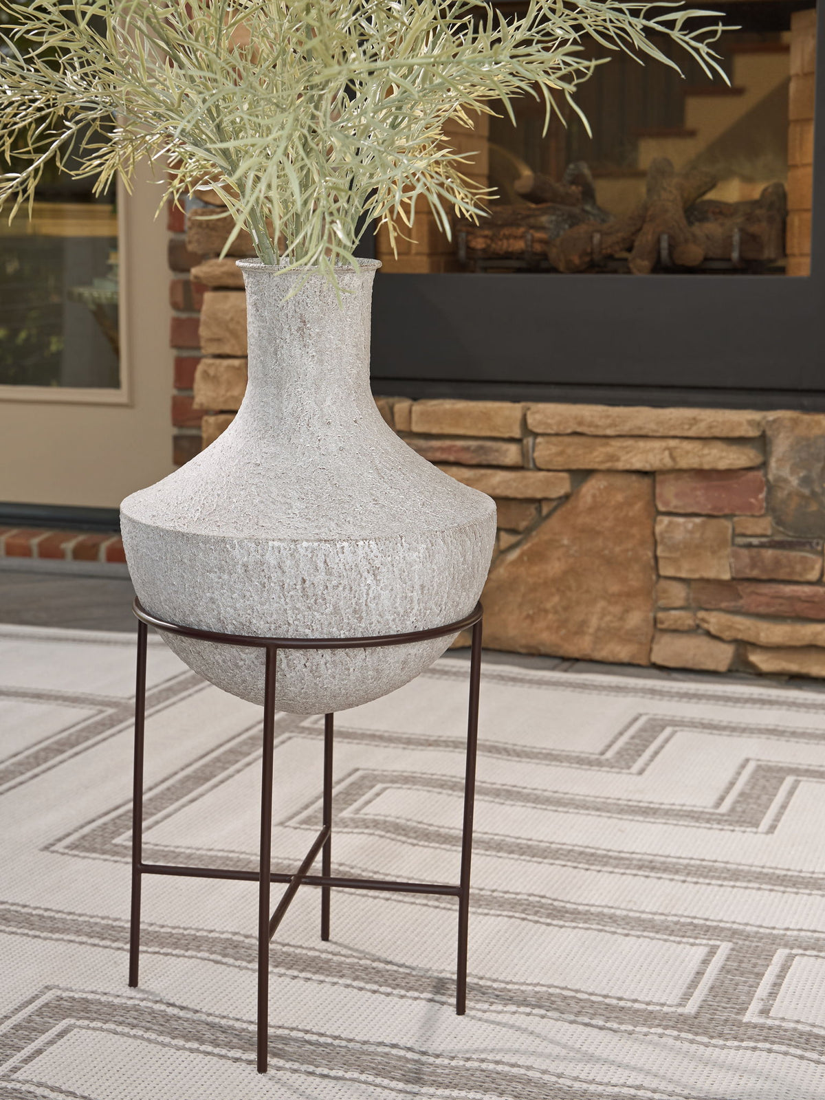 Estonbank Decor — view 2