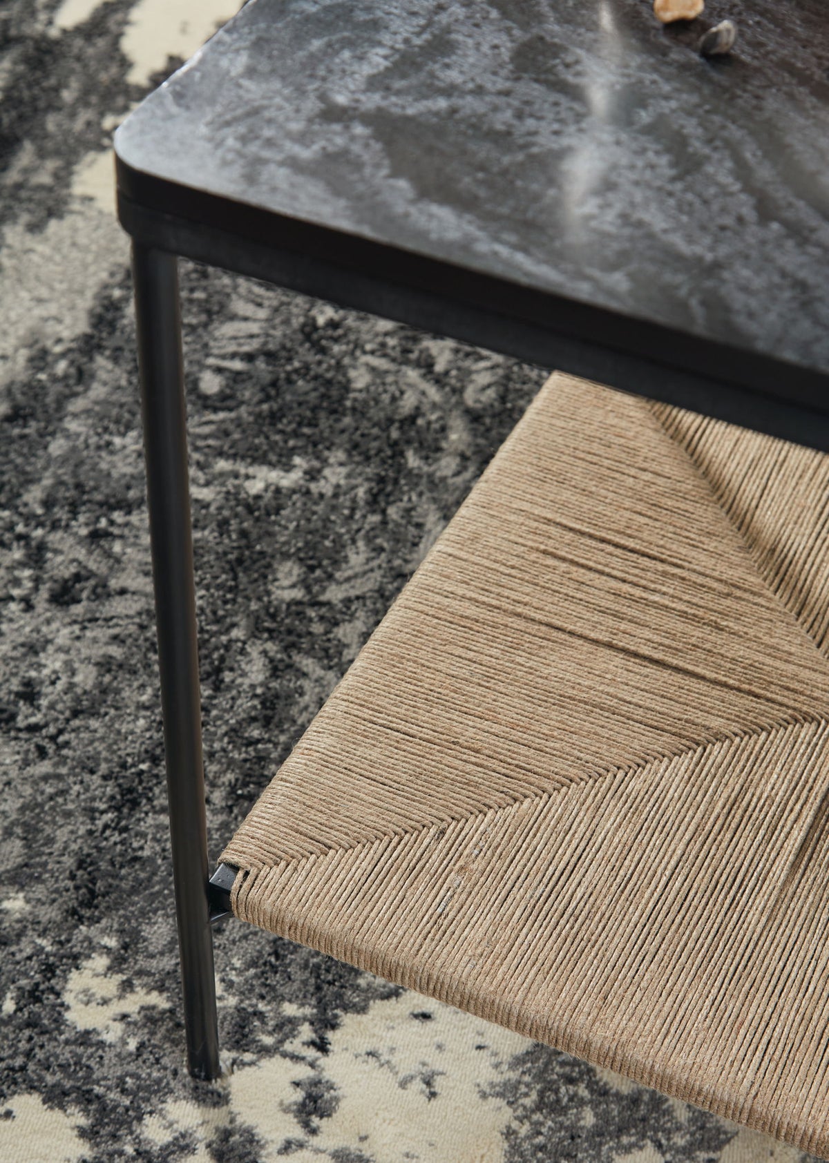 Minrich - Accent Table - Black / Natural — view 5