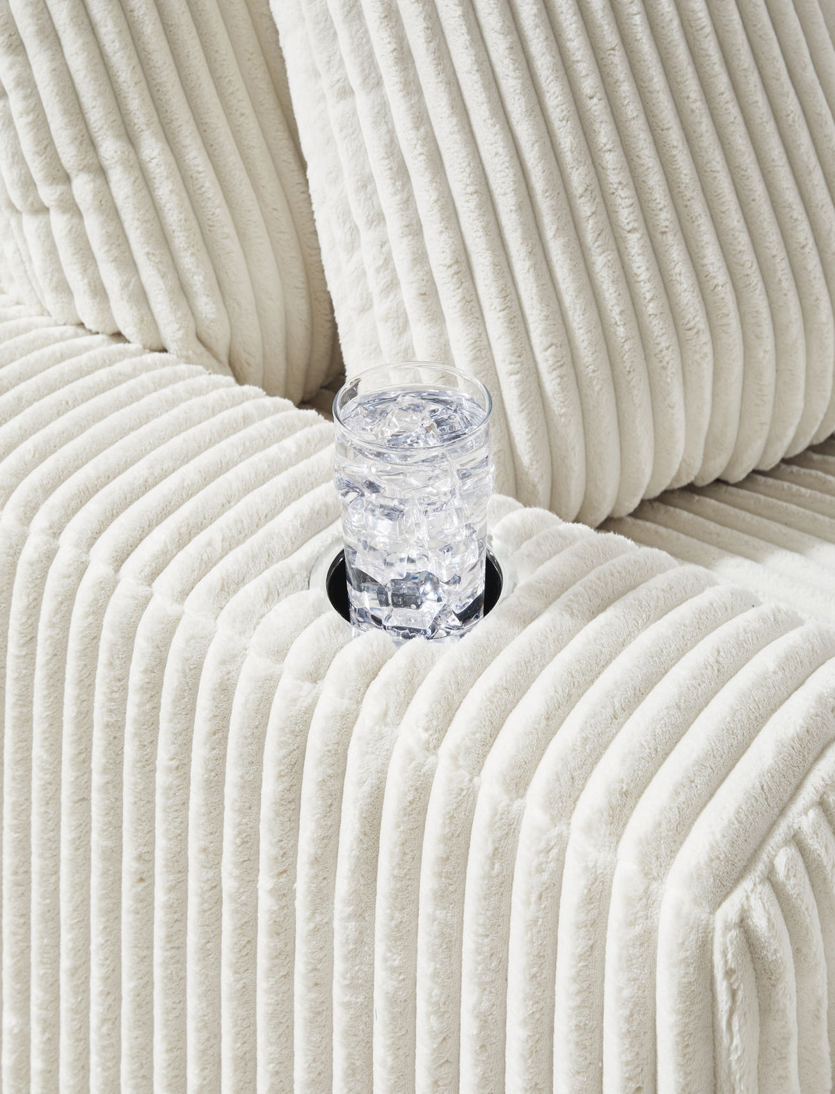 Lindyn Collection — view 21