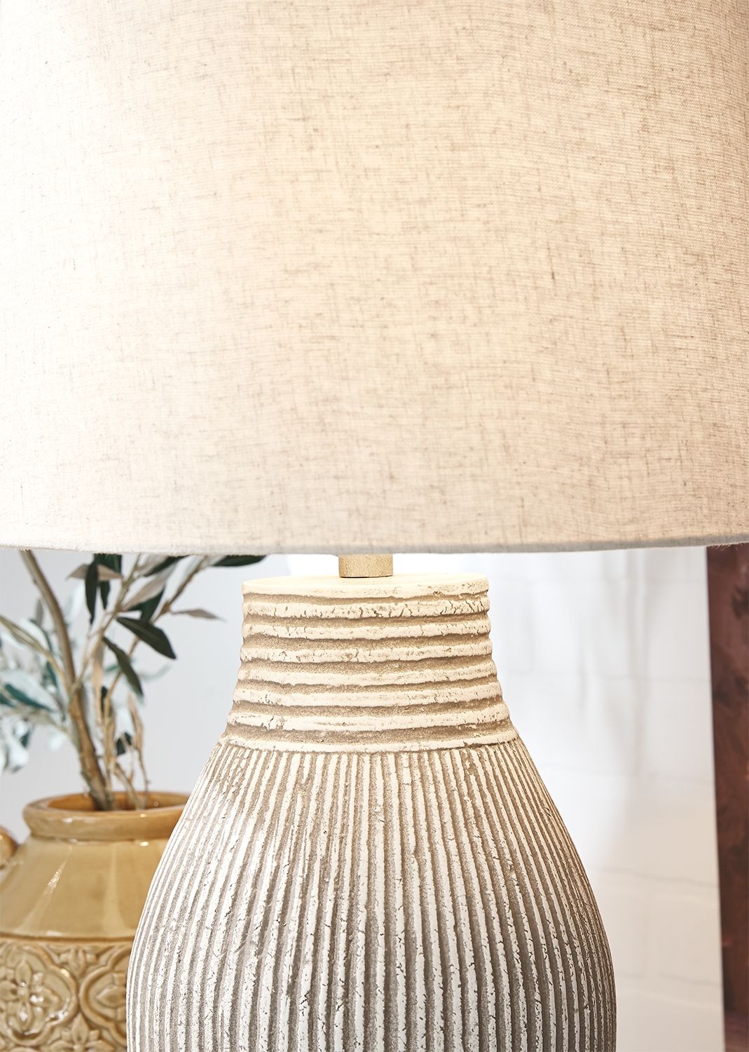 Layal - Paper Table Lamp  - Beige — view 3