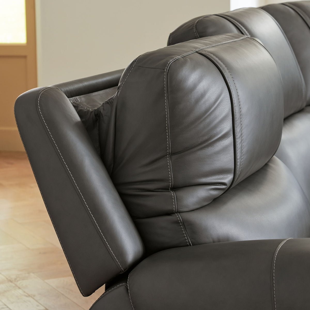 5Z - Pittson Reclining Collection — view 4