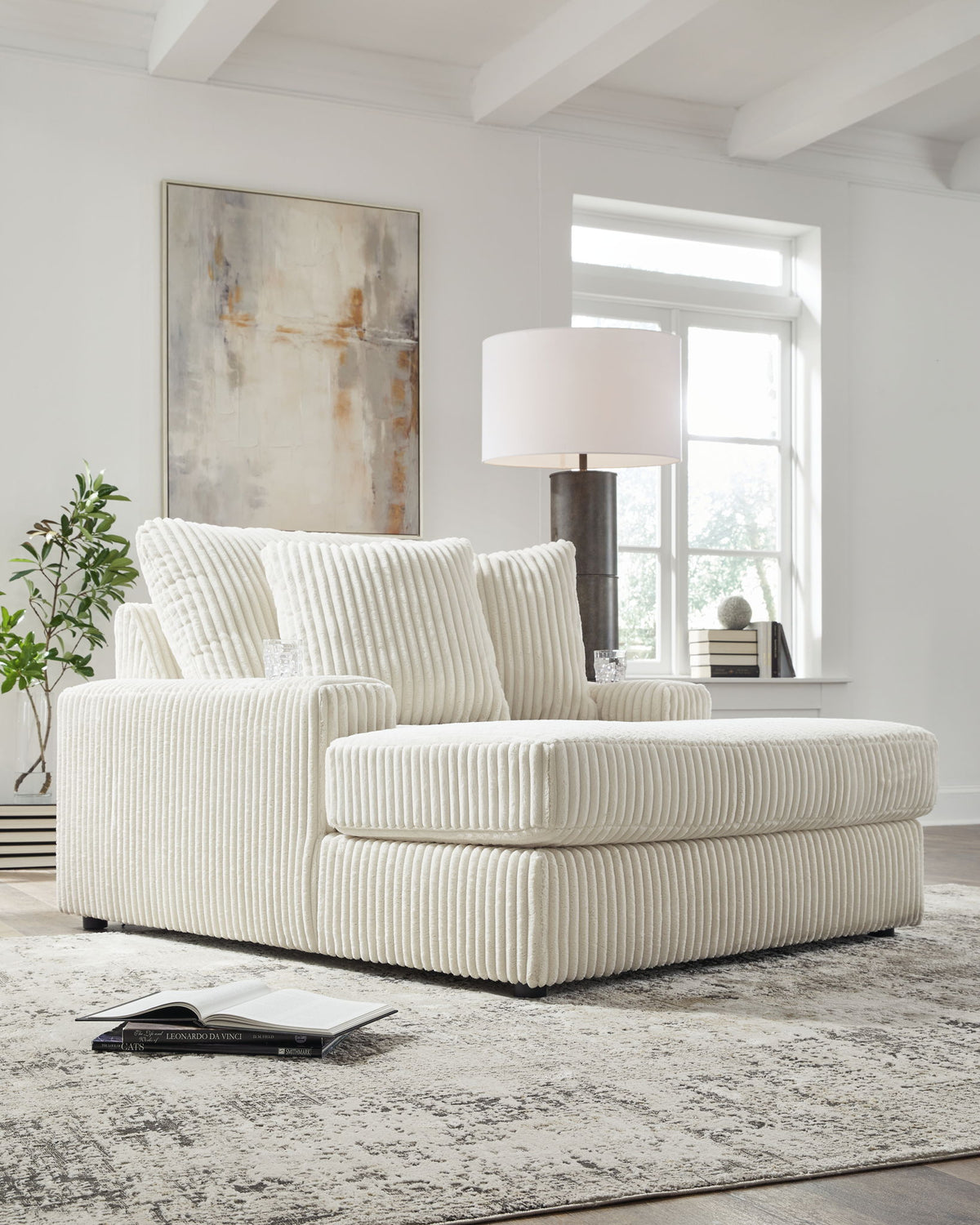 Lindyn Collection — view 23