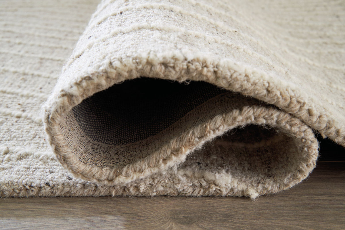 Varahill - 8' x 10' Rug - Gray / Ivory — view 4
