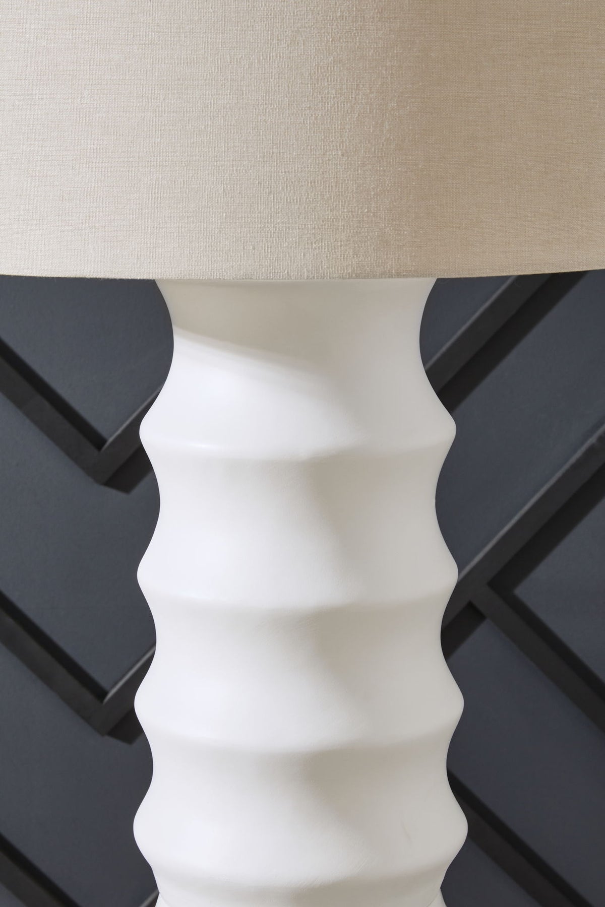 Veraleigh - Poly Floor Lamp - White — view 3