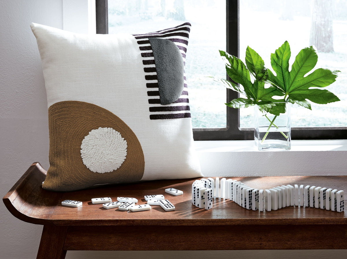Longsum Throw Pillows — view 2