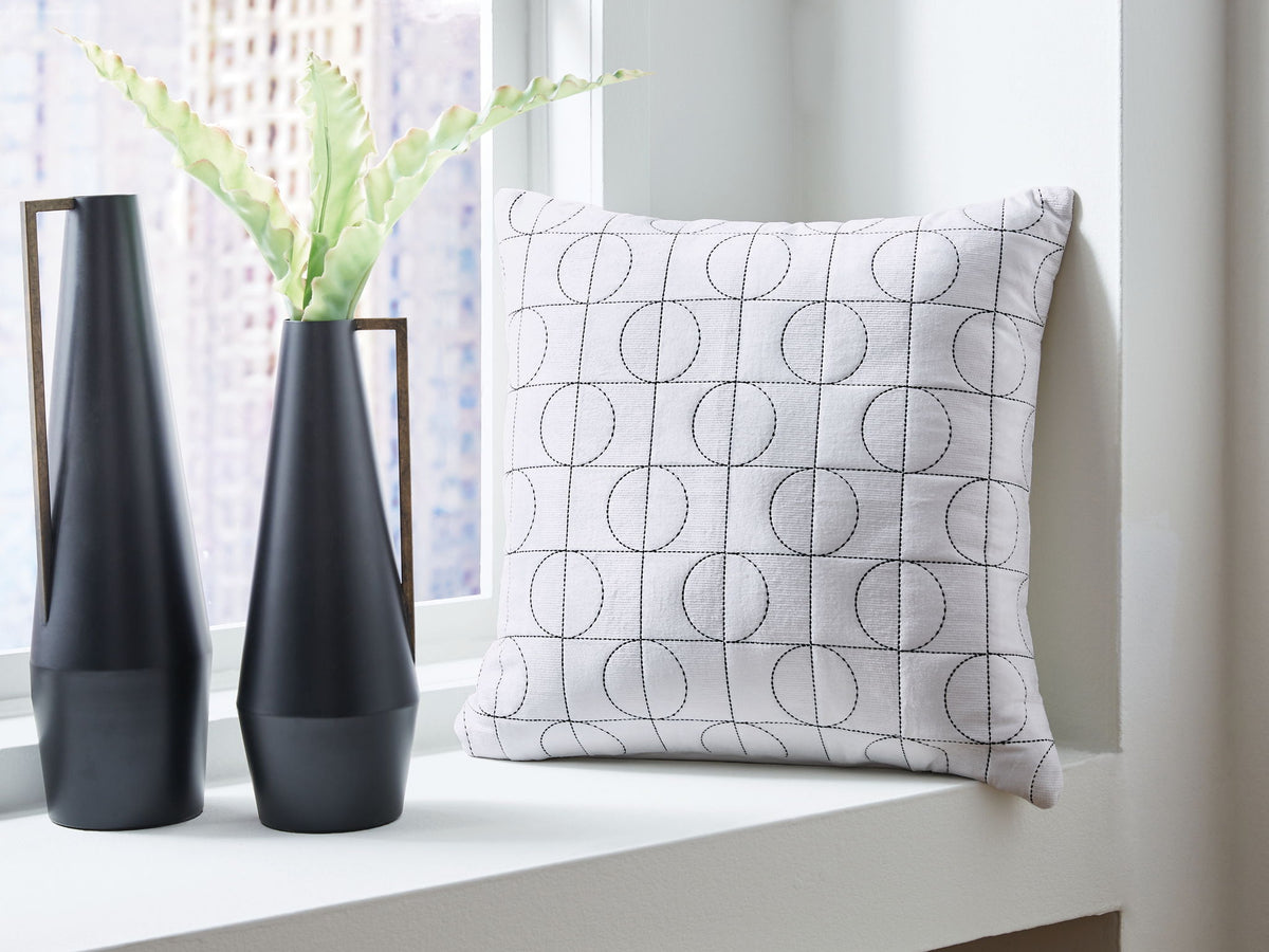 Kydner - Pillow (Set of 4) - White / Black — view 2