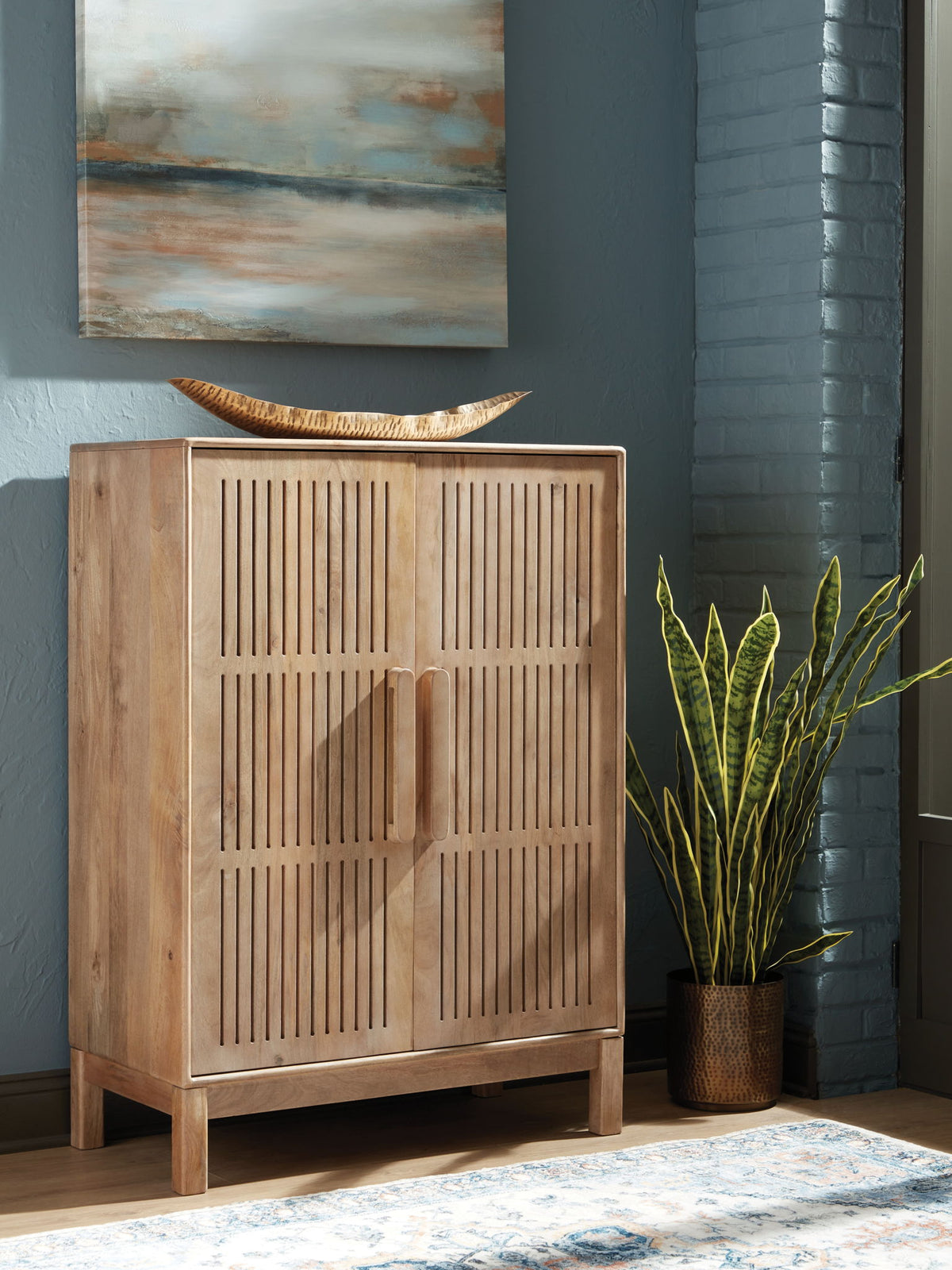 Pellamour - Bar Cabinet - Natural Brown — view 2