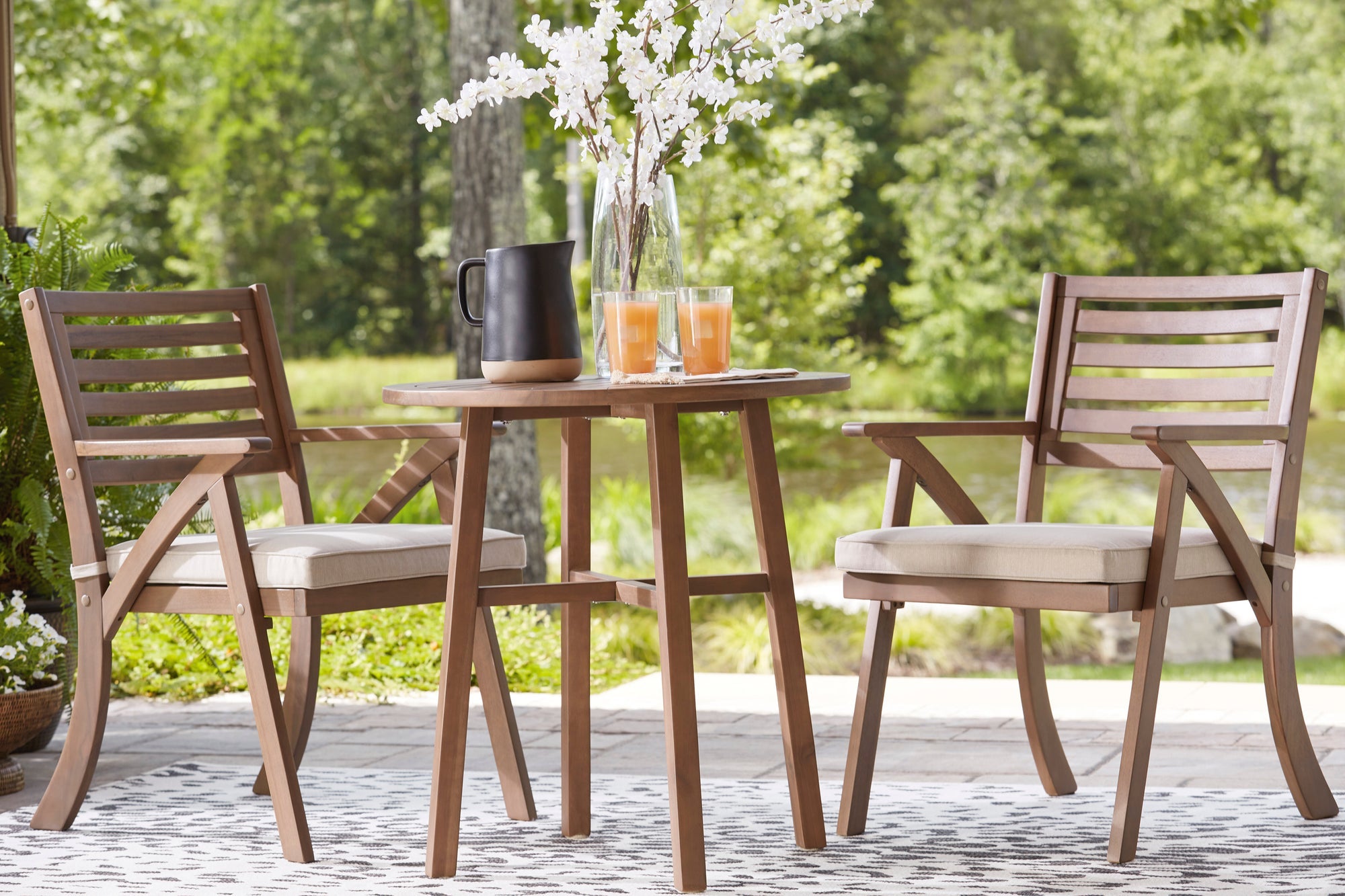 P305-050 - 3pc Patio Set